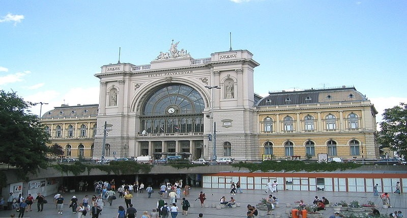 Keleti_railway_station_budapest